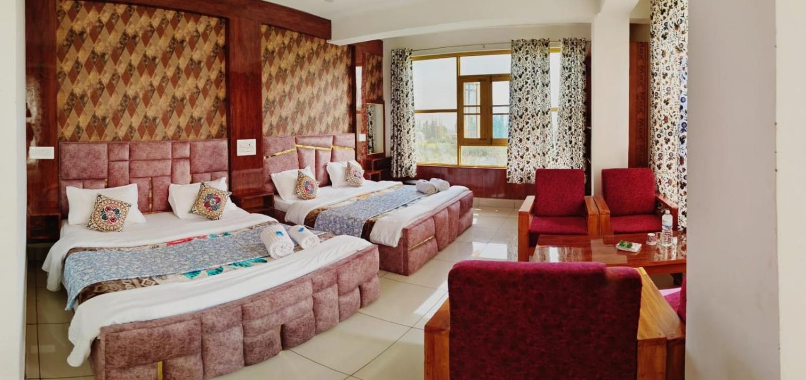 Gulmarg Gs Residency Hotel ภายนอก รูปภาพ